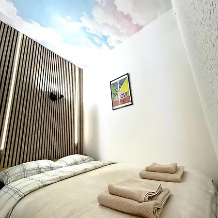 Le Cosy Nimois, Charme Et Terrasse Au Coeur De Lägenhet Nîmes