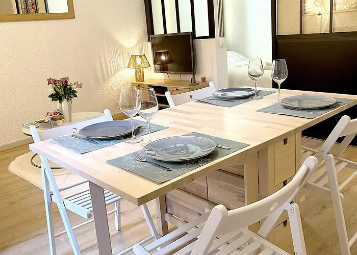 Le Cosy Nimois, Charme Et Terrasse Au Coeur De Διαμέρισμα *