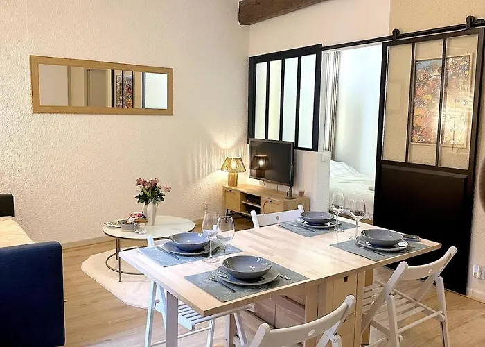 Le Cosy Nimois, Charme Et Terrasse Au Coeur De Διαμέρισμα
